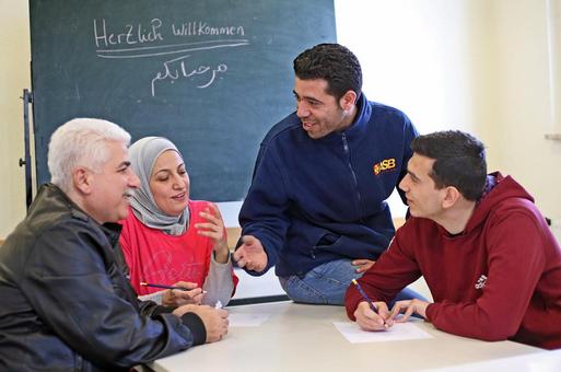 Deutschunterricht in Flüchtlingsunterkunft